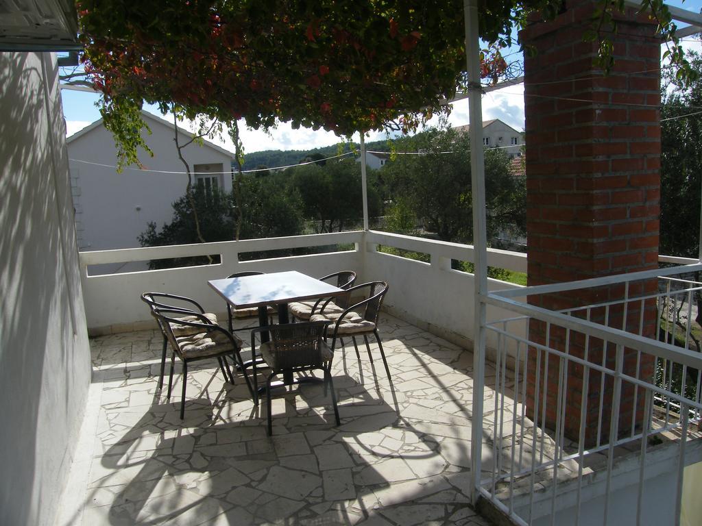 Apartments Maslina Lumbarda Chambre photo